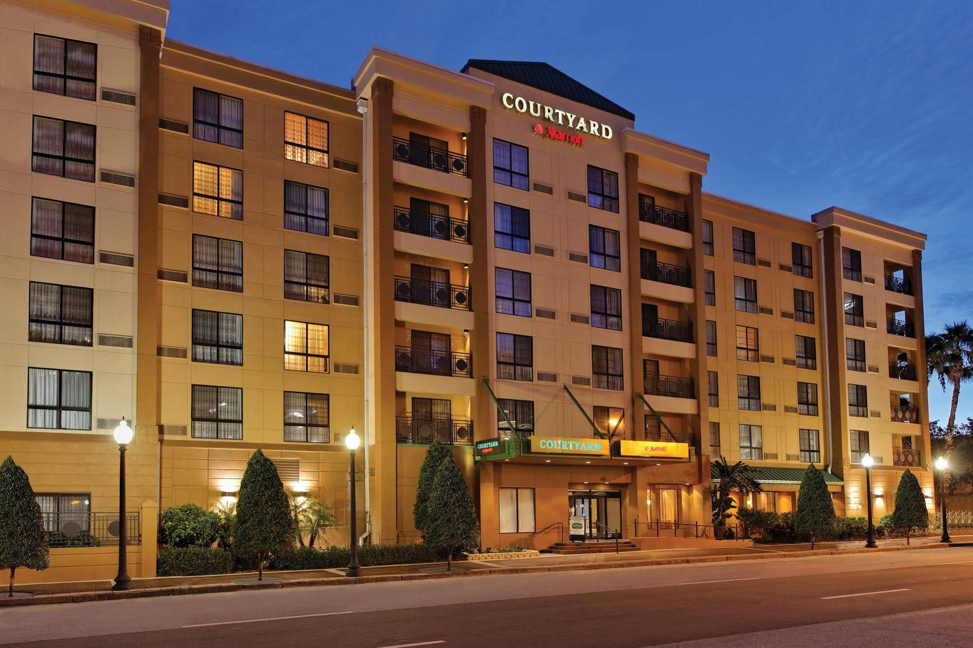 Courtyard Tampa Downtown Hotell Exteriör bild